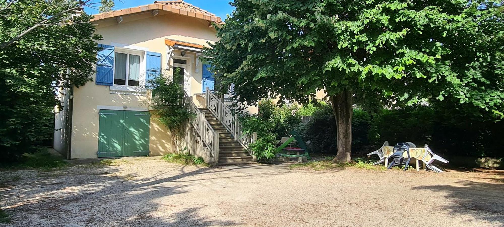 Holiday home Maisonnette A Montelimar